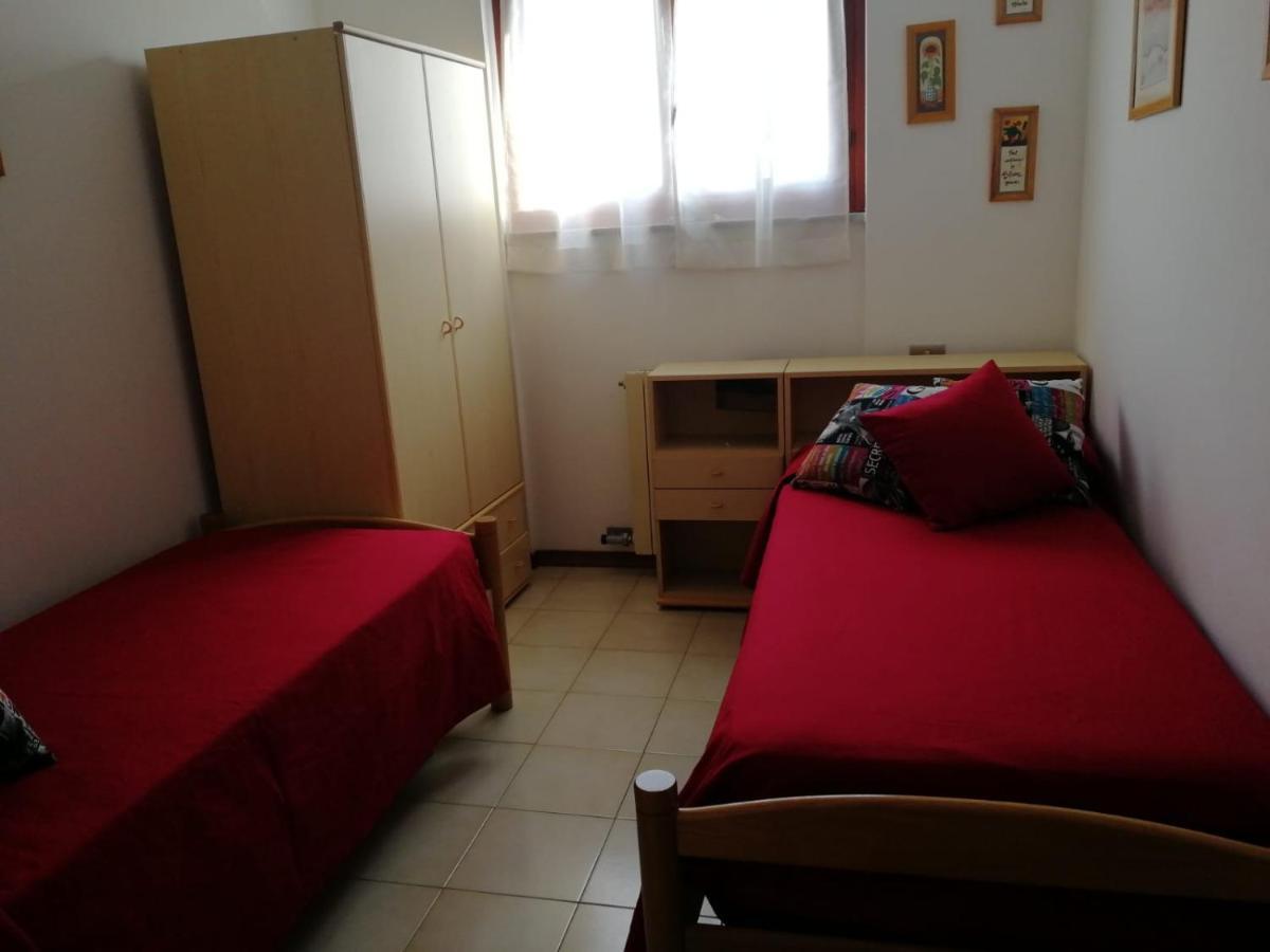 La Casa Dei Bebi Appartement Carrara Buitenkant foto