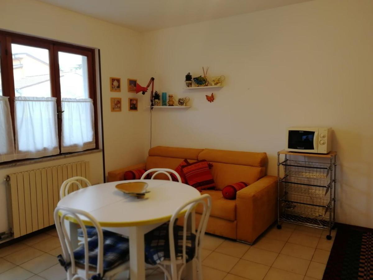 La Casa Dei Bebi Appartement Carrara Buitenkant foto